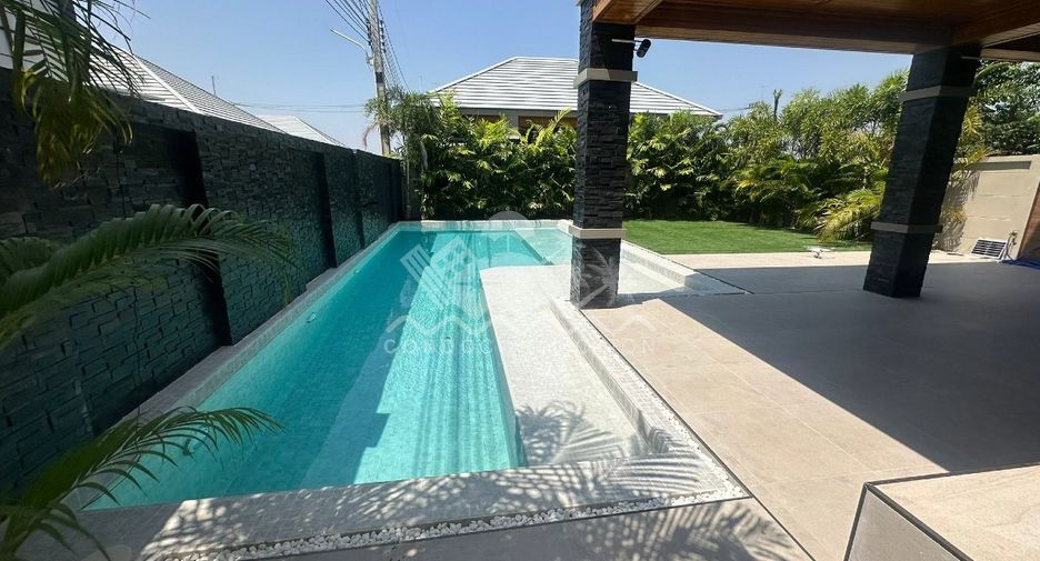 For sale そして for rent 5 ベッドルーム house in Bang Lamung, Chonburi