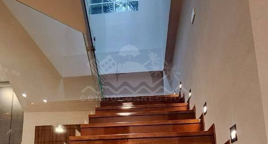 For sale そして for rent 5 ベッドルーム house in Bang Lamung, Chonburi