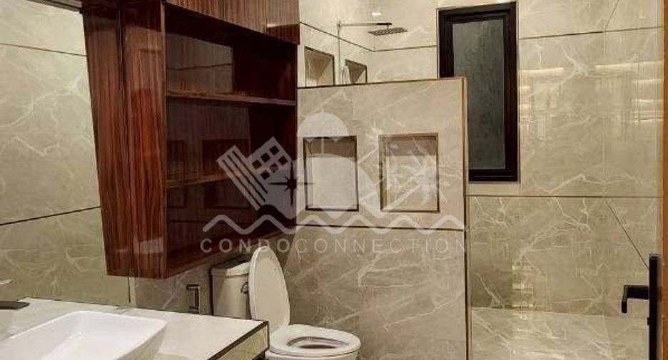 For sale そして for rent 5 ベッドルーム house in Bang Lamung, Chonburi
