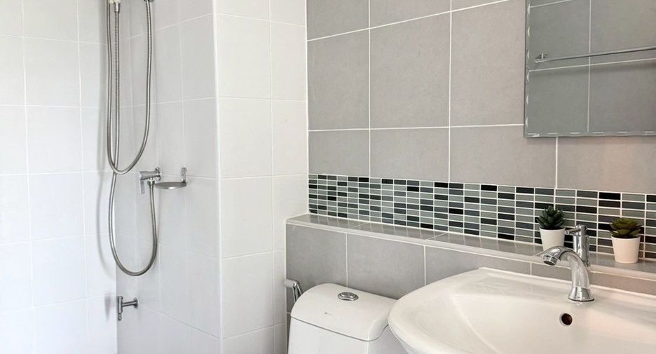 Wohnung zum Kauf mit Studio in Kathu, Phuket