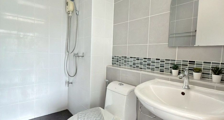 Wohnung zum Kauf mit Studio in Kathu, Phuket