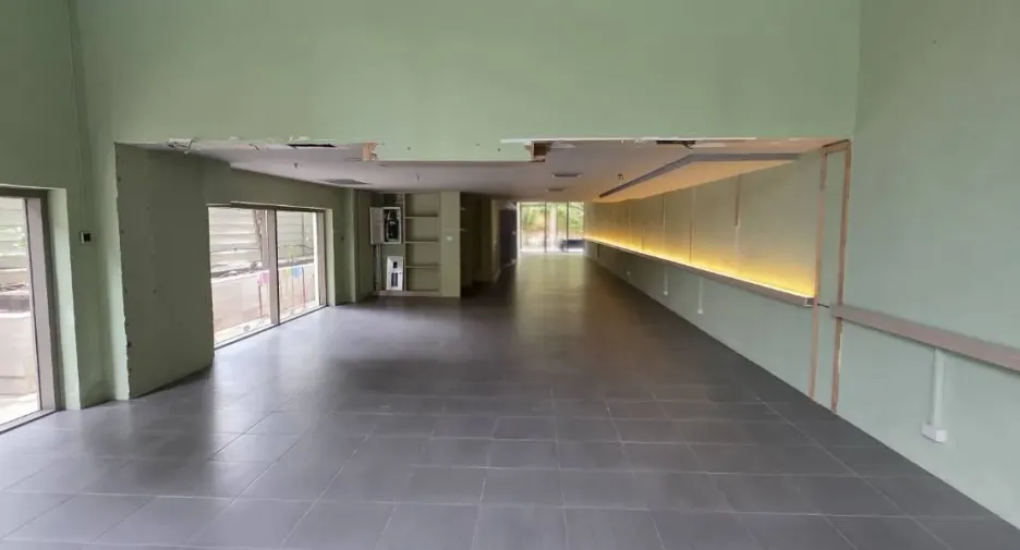 出租 商业空间 在 Khlong Toei, 曼谷