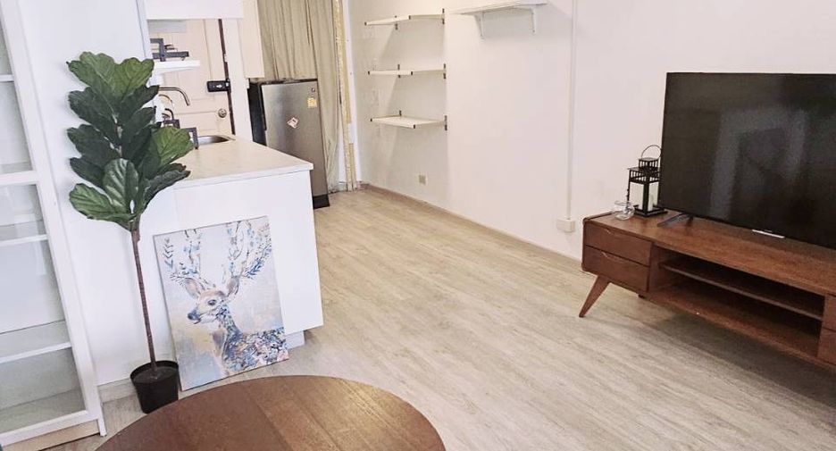 For sale 1 bed condo in Pathum Wan, Bangkok