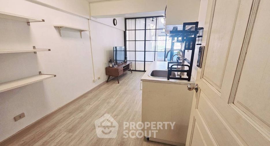 For sale 1 bed condo in Pathum Wan, Bangkok
