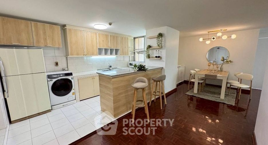 For rent 2 ベッドルーム condo in Watthana, Bangkok