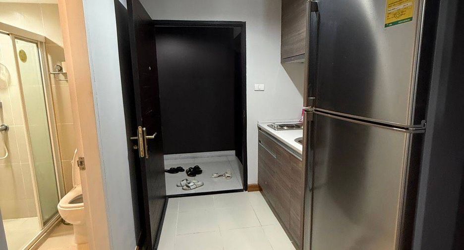 Condo en venta de 1 habitaciones en Huai Khwang, Bangkok