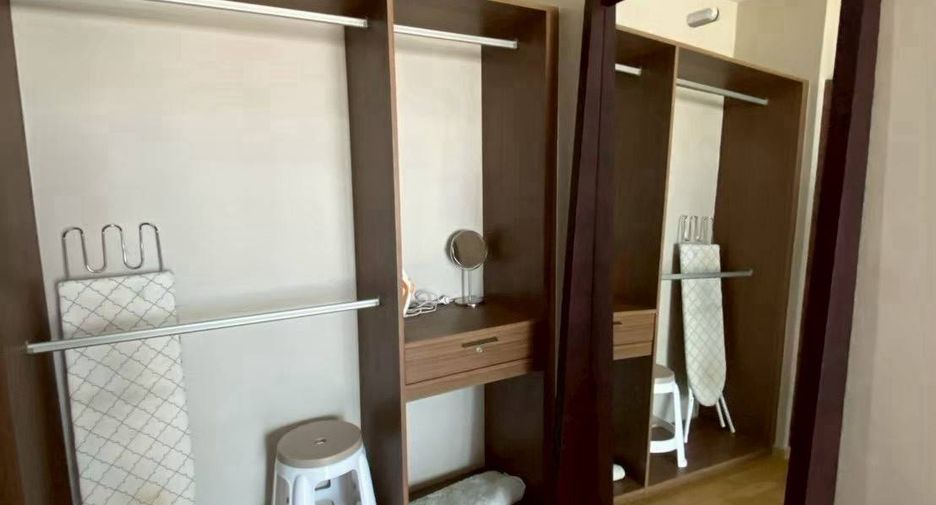 Condo en alquiler de 1 habitaciones en Khlong Toei, Bangkok