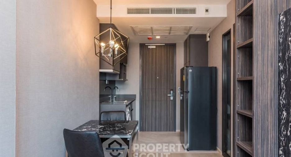 For rent 1 bed condo in Khlong Toei, Bangkok