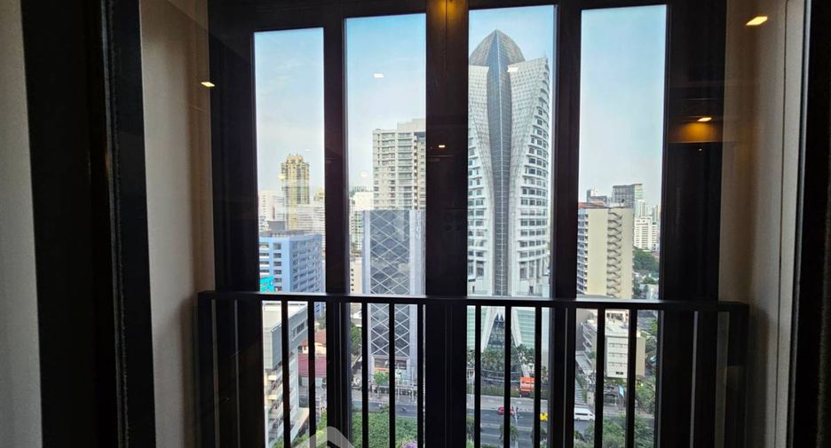 For rent 1 bed condo in Khlong Toei, Bangkok