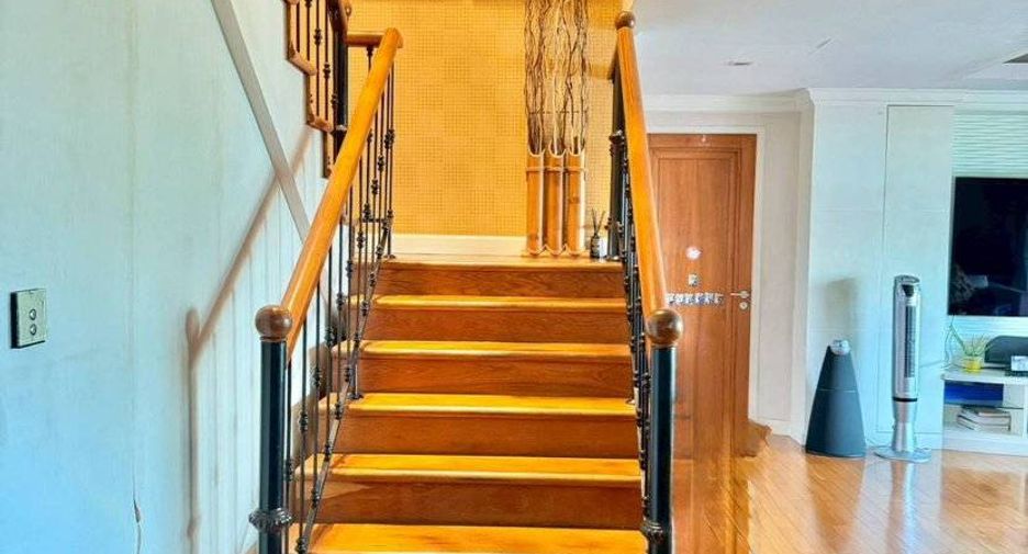 For sale 4 bedrooms condo in Khlong Toei, Bangkok