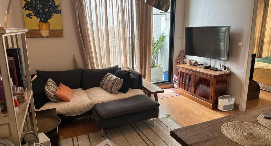 For rent and for sale 2 bedrooms condo in Phra Khanong, Bangkok