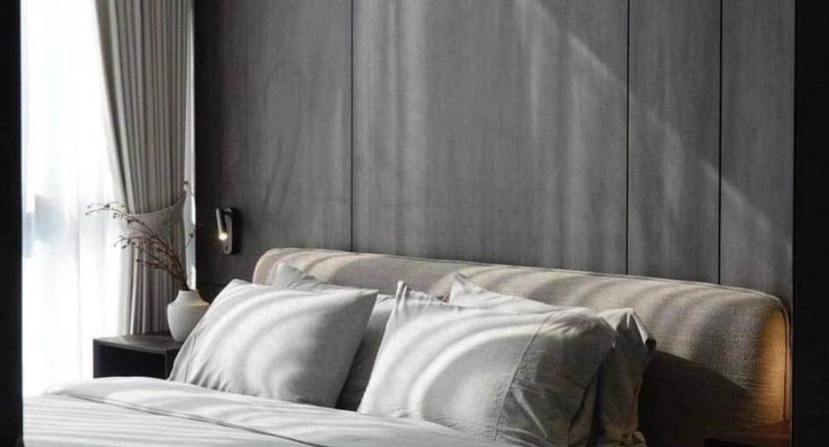 For sale 2 bedrooms condo in Khlong Toei, Bangkok