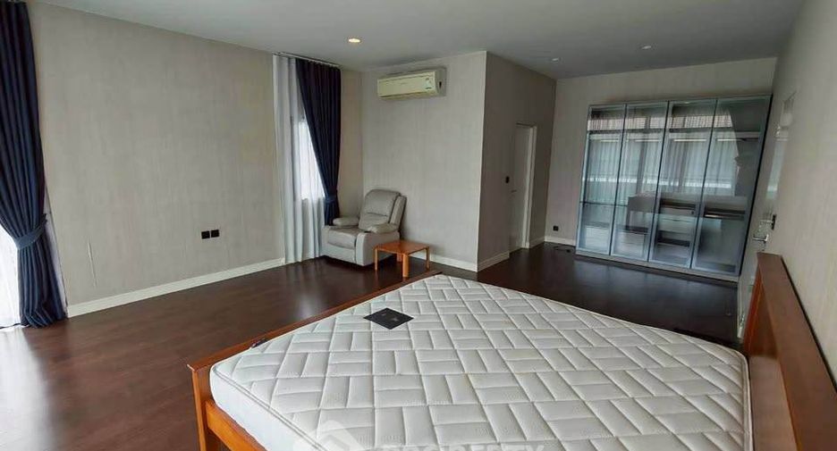 À louer et à vendre 5 chambres maison à Bang Kapi, Bangkok