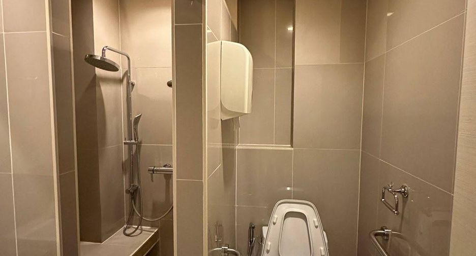 For sale 1 bed condo in Huai Khwang, Bangkok