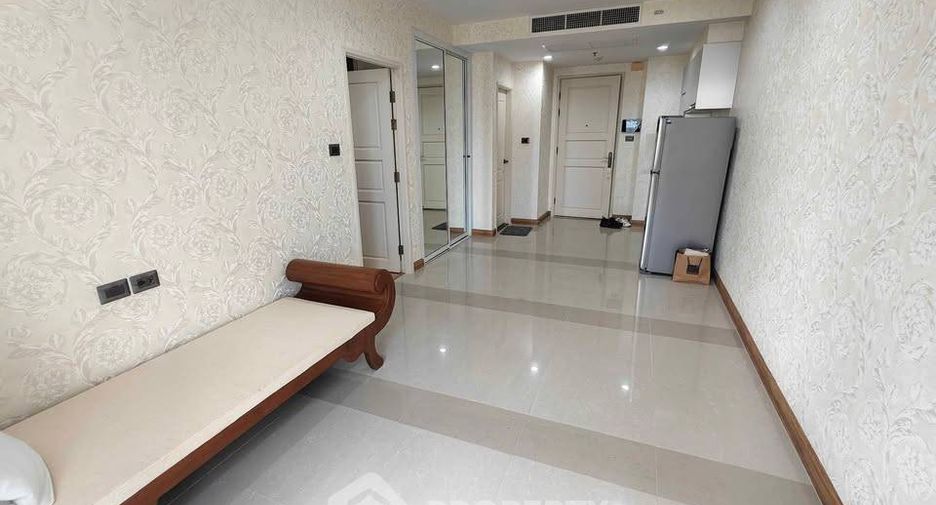 For sale 1 Beds condo in Huai Khwang, Bangkok