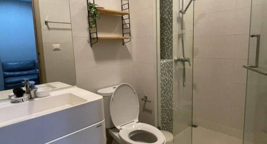 Продажа 1 кровать кондо в Хуаи Кхщанг, Бангкок