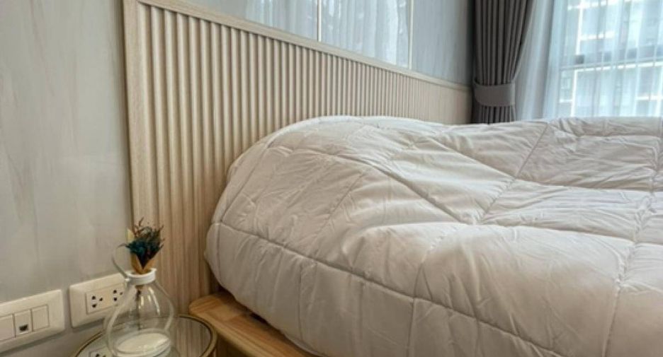 Продажа 1 кровать кондо в Хуаи Кхщанг, Бангкок
