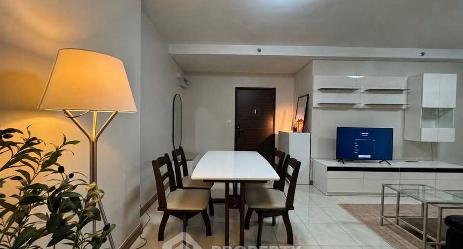 For rent そして for sale 2 ベッドルーム condo in Watthana, Bangkok