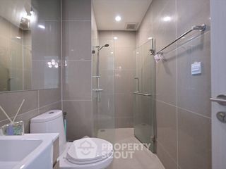 For sale 2 bedrooms condo in Huai Khwang, Bangkok