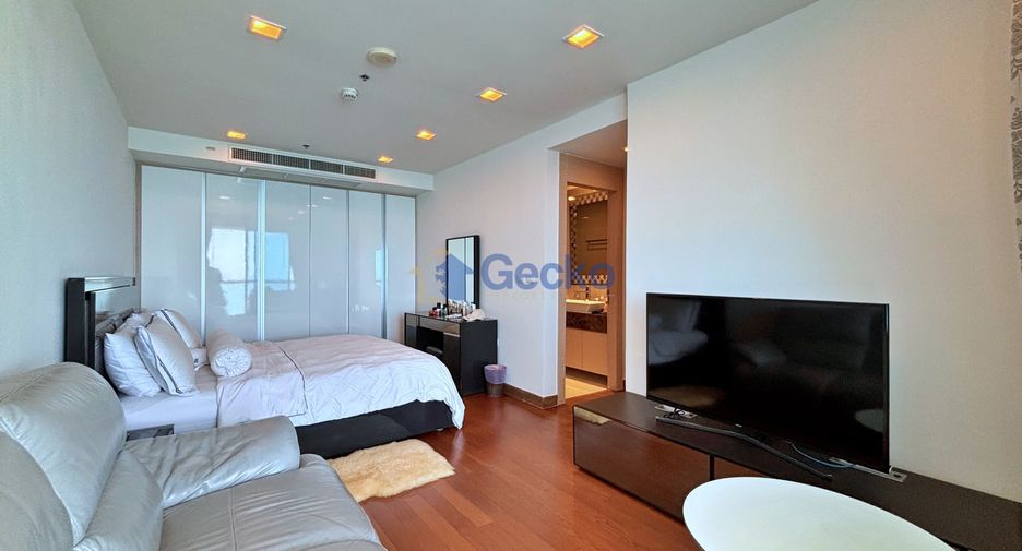 À louer 3 chambres condo à North Pattaya, Pattaya