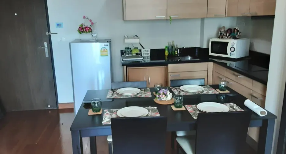For sale 2 bedrooms condo in Pathum Wan, Bangkok