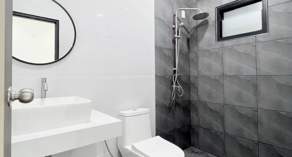 For sale 3 ベッドルーム townhouse in Mueang Phuket, Phuket