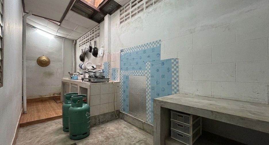 For sale 2 bedrooms townhouse in Mueang Phuket, Phuket