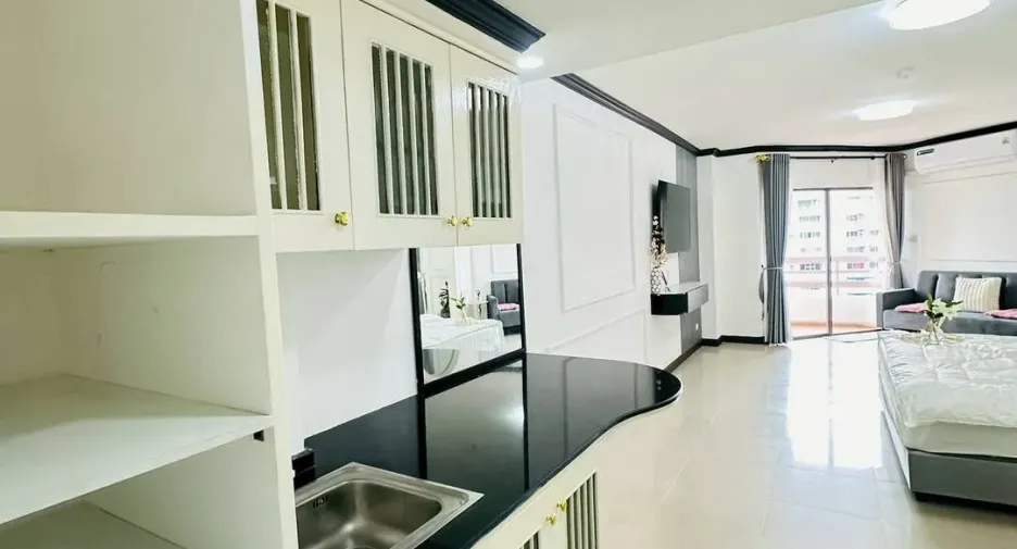 À vendre 1 chambre condo à Pratumnak, Pattaya
