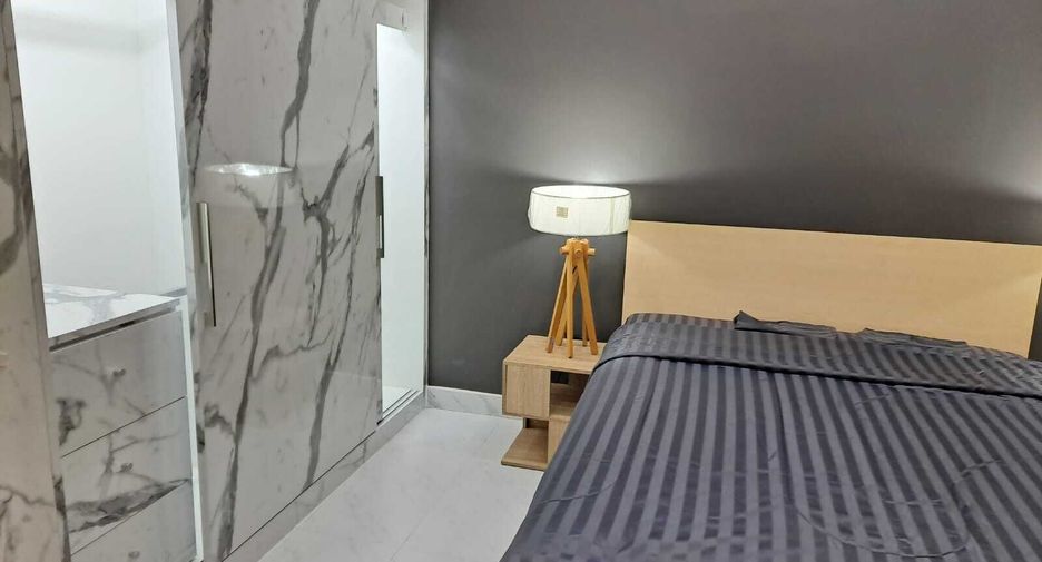 For rent and for sale 2 bedrooms condo in Khlong Toei, Bangkok