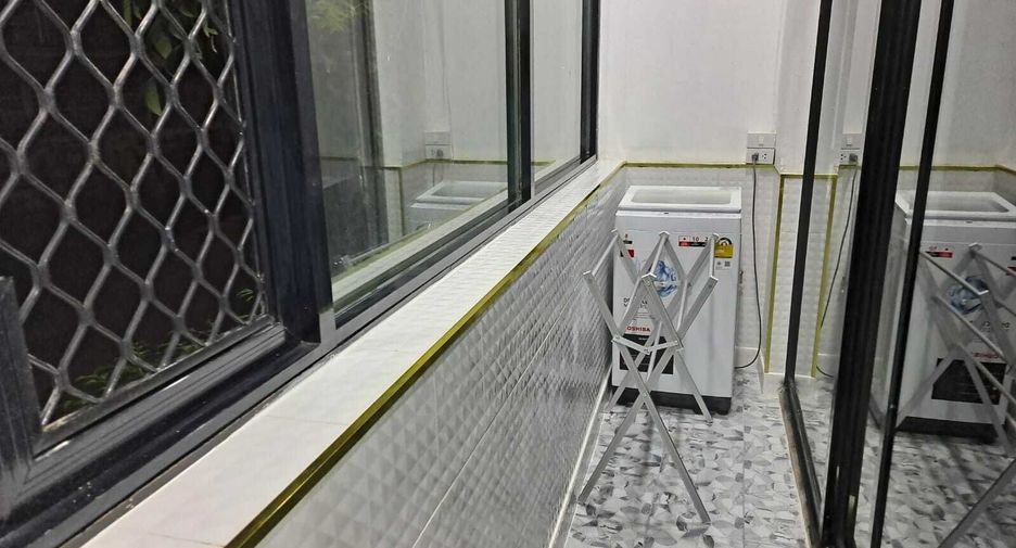 For rent and for sale 2 bedrooms condo in Khlong Toei, Bangkok