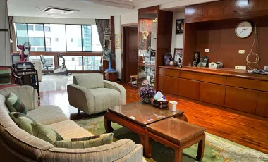 For rent and for sale 3 bedrooms condo in Khlong Toei, Bangkok