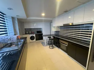 For rent 3 bedrooms condo in Khlong Toei, Bangkok