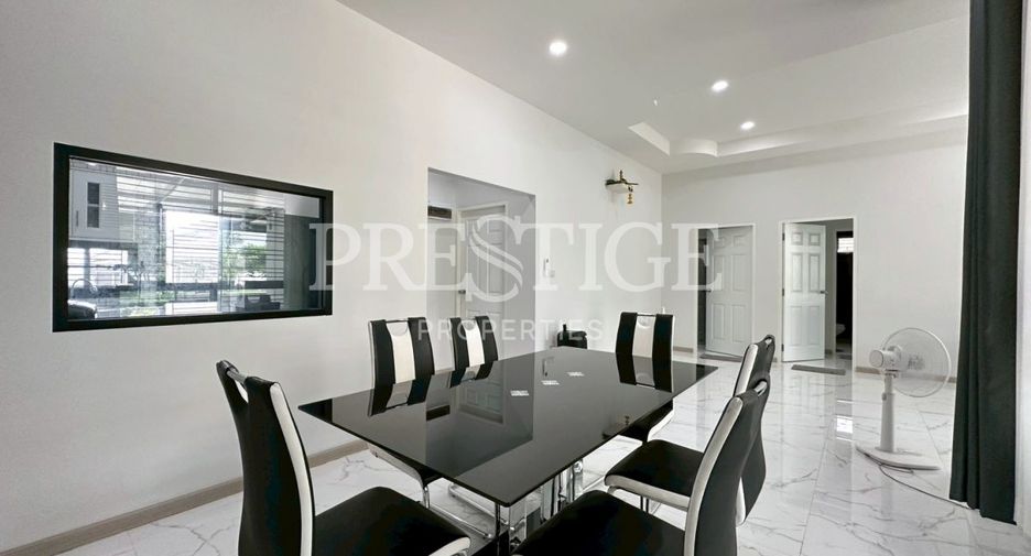 For rent 3 bedrooms house in East Pattaya, Pattaya