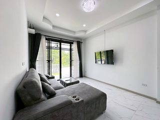 Haus zur Miete mit 3 Zimmer in Bang Lamung, Chonburi