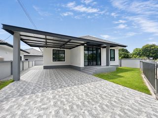 Haus zur Miete mit 3 Zimmer in Bang Lamung, Chonburi