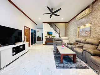 For rent 3 bedrooms house in Mueang Phuket, Phuket