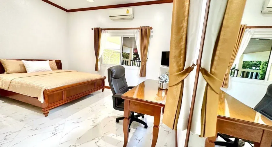 For rent 3 bedrooms house in Mueang Phuket, Phuket