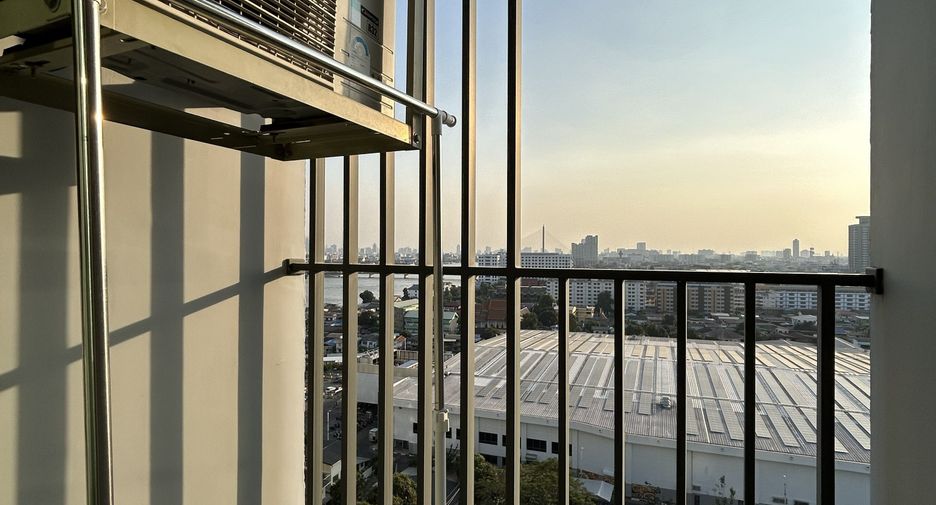 For sale 1 bed condo in Bang Phlat, Bangkok
