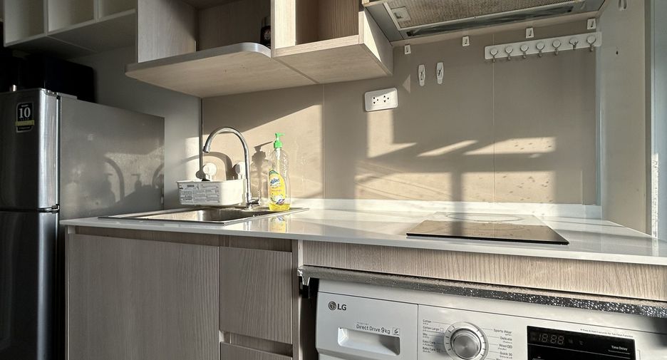 For sale 1 bed condo in Bang Phlat, Bangkok