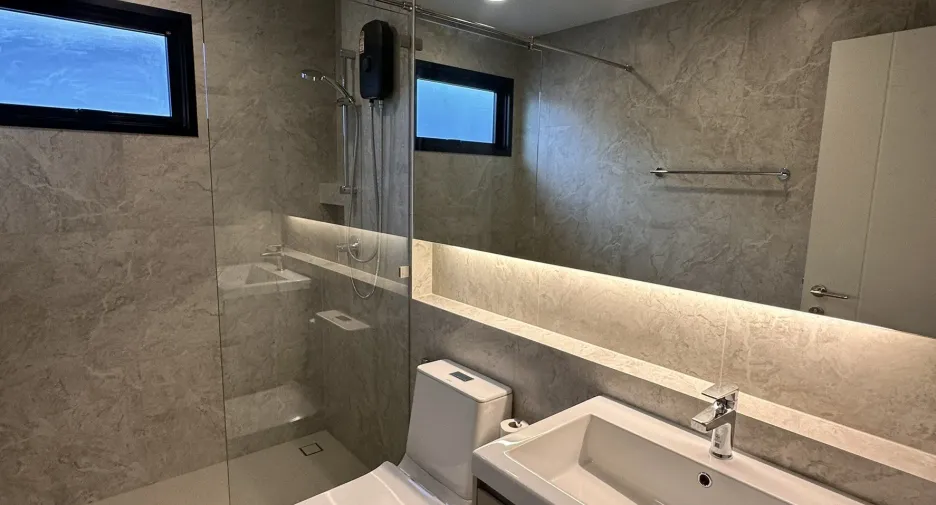 Haus zur Miete mit 3 Zimmer in Mueang Phuket, Phuket
