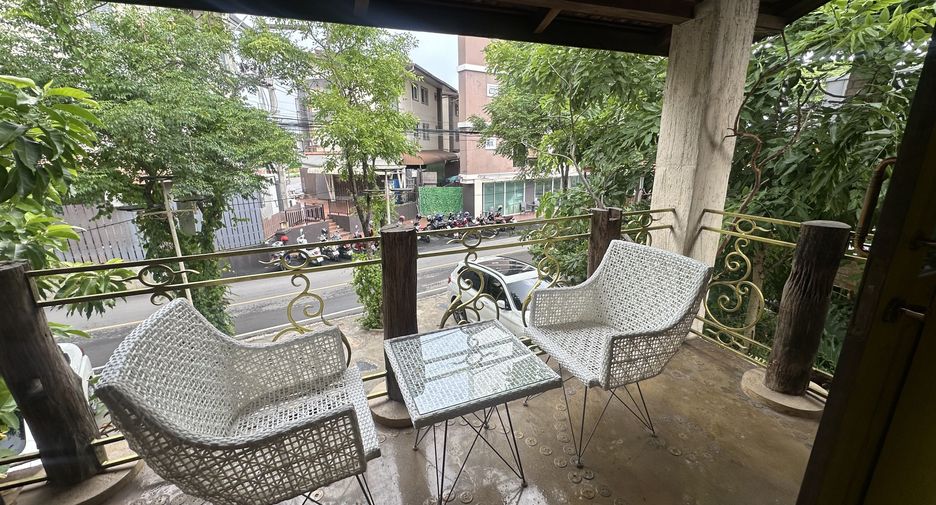 Reihenhaus zur Miete mit 1 Zimmer in Mueang Chiang Mai, Chiang Mai