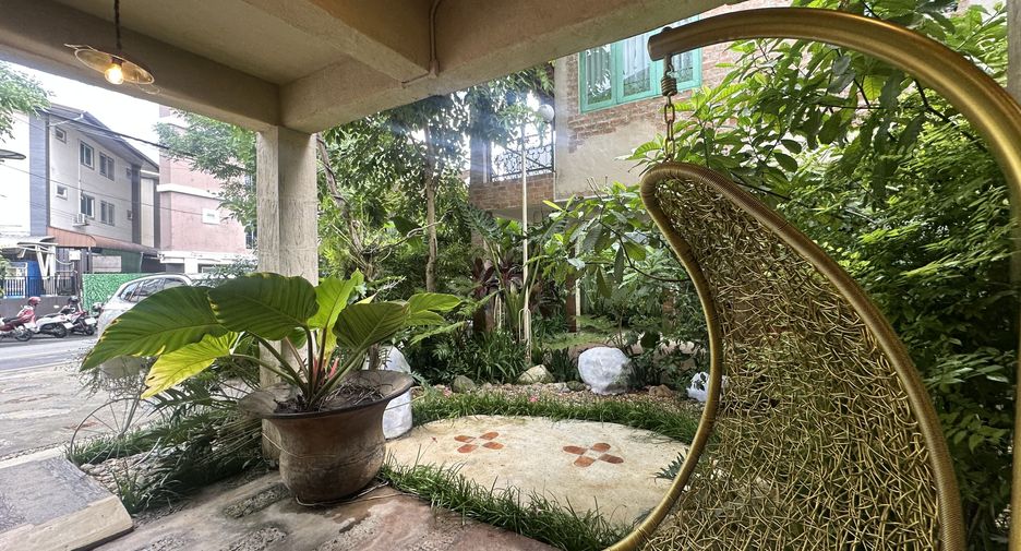 Reihenhaus zur Miete mit 1 Zimmer in Mueang Chiang Mai, Chiang Mai