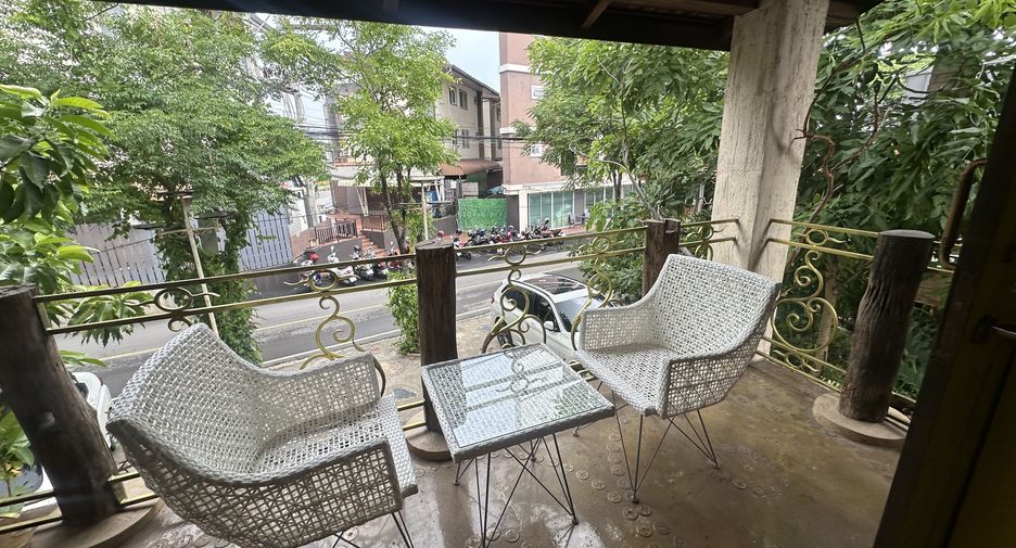 Reihenhaus zur Miete mit 1 Zimmer in Mueang Chiang Mai, Chiang Mai