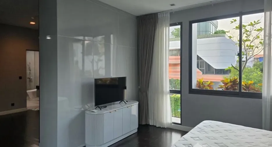 For rent そして for sale 4 ベッドルーム house in Suan Luang, Bangkok