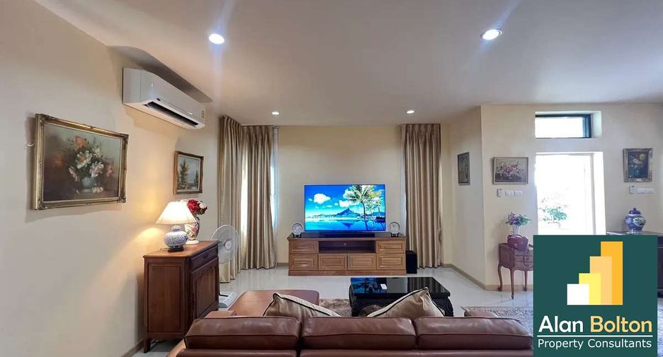 Casa en alquiler de 3 habitaciones en East Pattaya, Pattaya