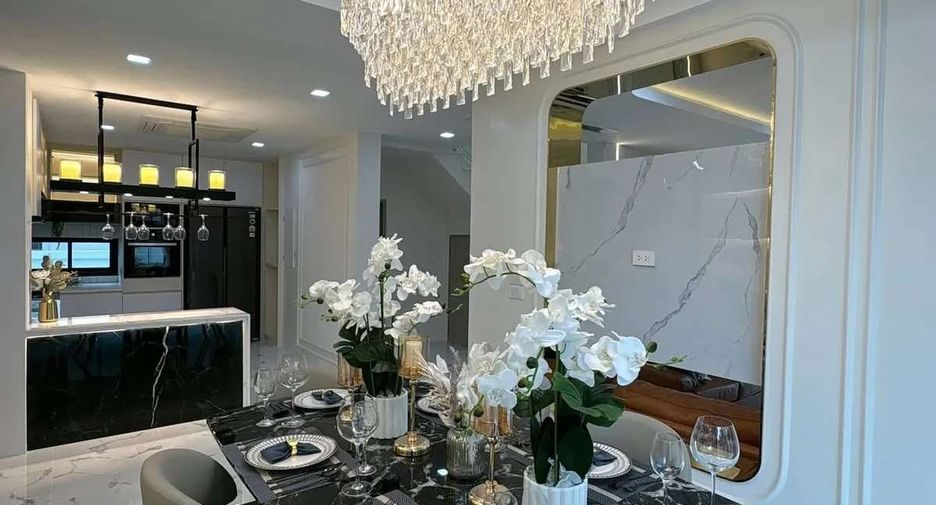 À vendre 5 chambres maison à Jomtien, Pattaya
