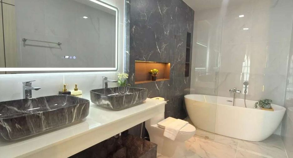 À vendre 5 chambres maison à Jomtien, Pattaya