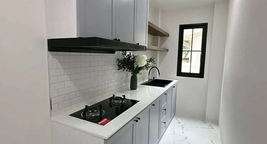 À vendre 5 chambres maison à Jomtien, Pattaya