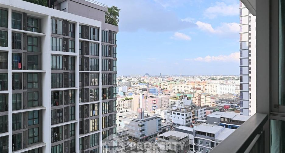 出售 1 卧室 公寓 在 Huai Khwang, 曼谷