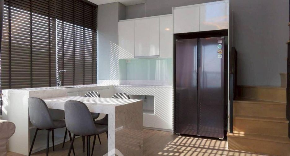 À louer et à vendre 2 chambres condo à Huai Khwang, Bangkok